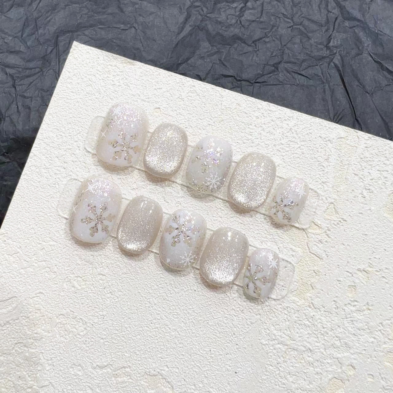 "Christmas Wonderland" | Handcrafted Festive Press-On Nails - Reindeer, Santa, Snowman & 3D Festive Designs