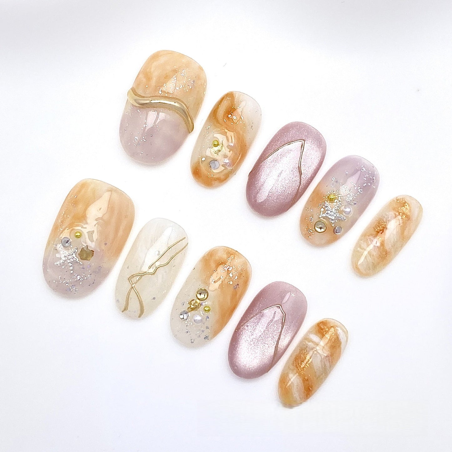 Artisan Cat-Eye & Chrome Press-on Nails | Short Oval Collection