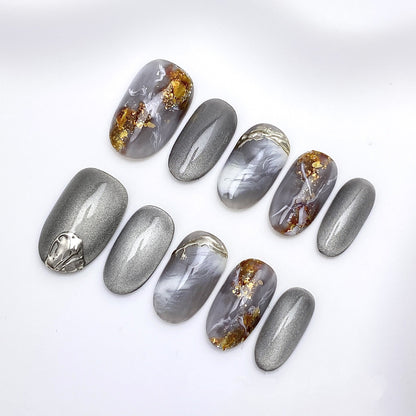 Artisan Cat-Eye & Chrome Press-on Nails | Short Oval Collection