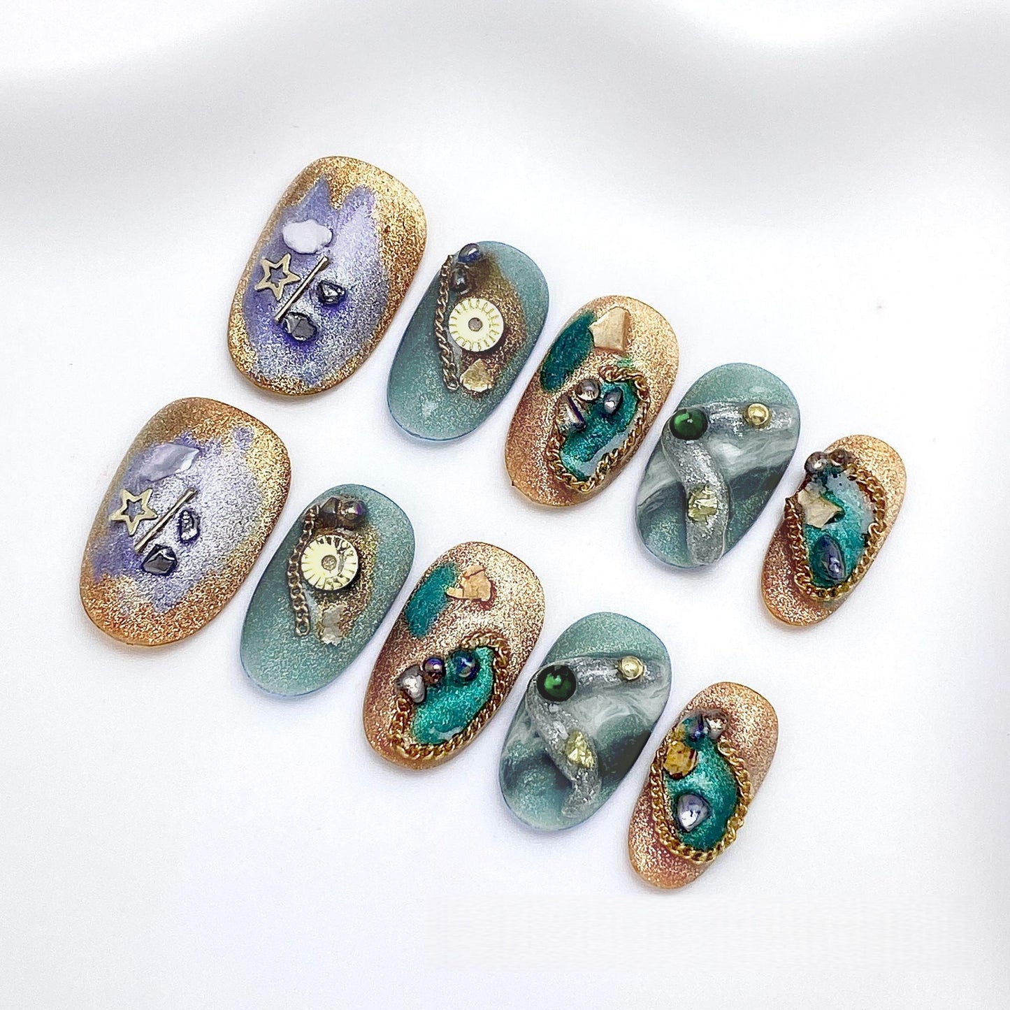 Modern Muse Abstract & Metallic Press-on Nails | Short Oval "Old Money" Collection