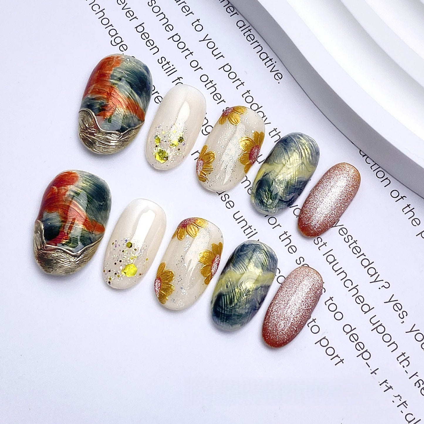 Modern Muse Abstract & Metallic Press-on Nails | Short Oval "Old Money" Collection