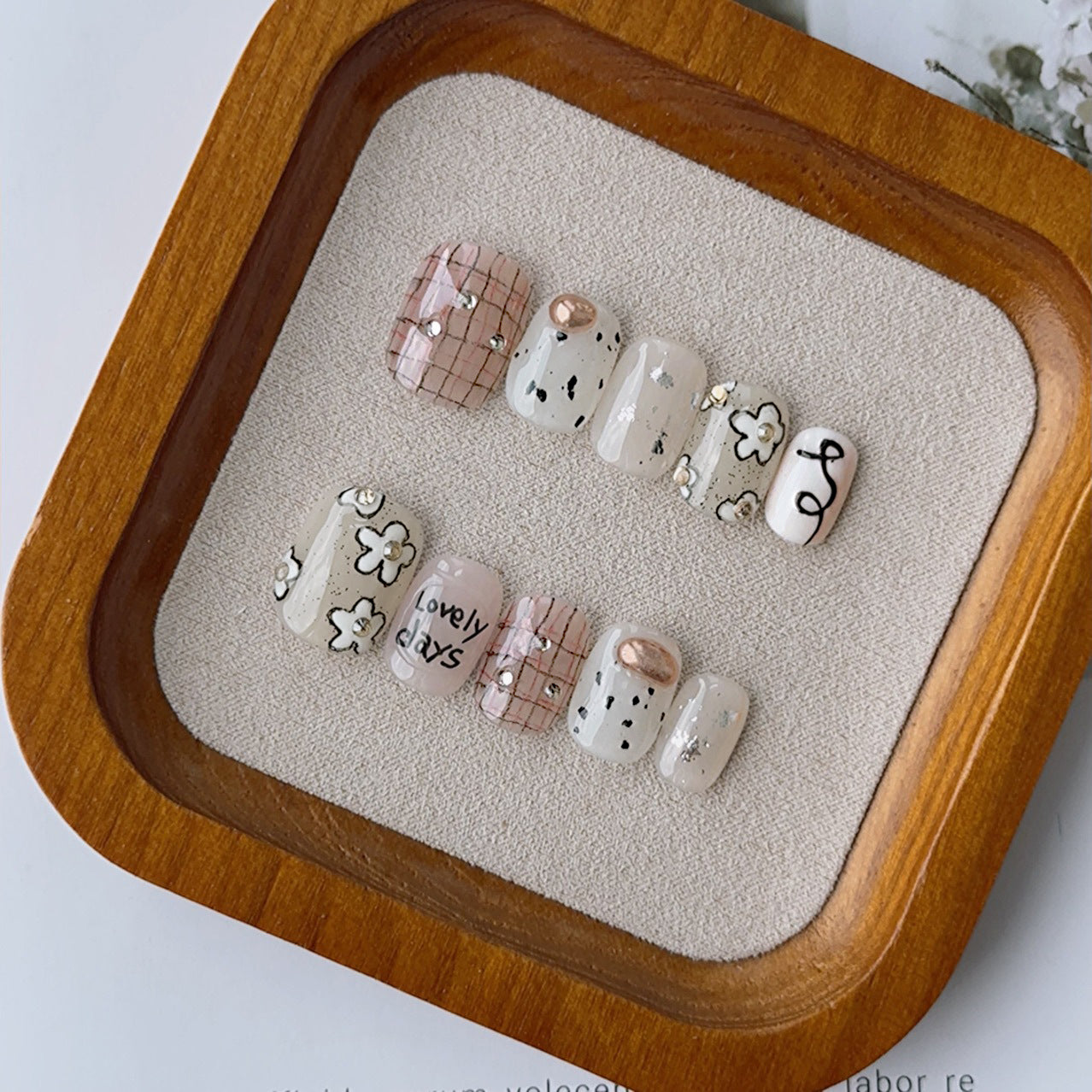 Handmade Premium Press On Nails - 3D Floral, Retro Plaid, & Chic Amber Designs