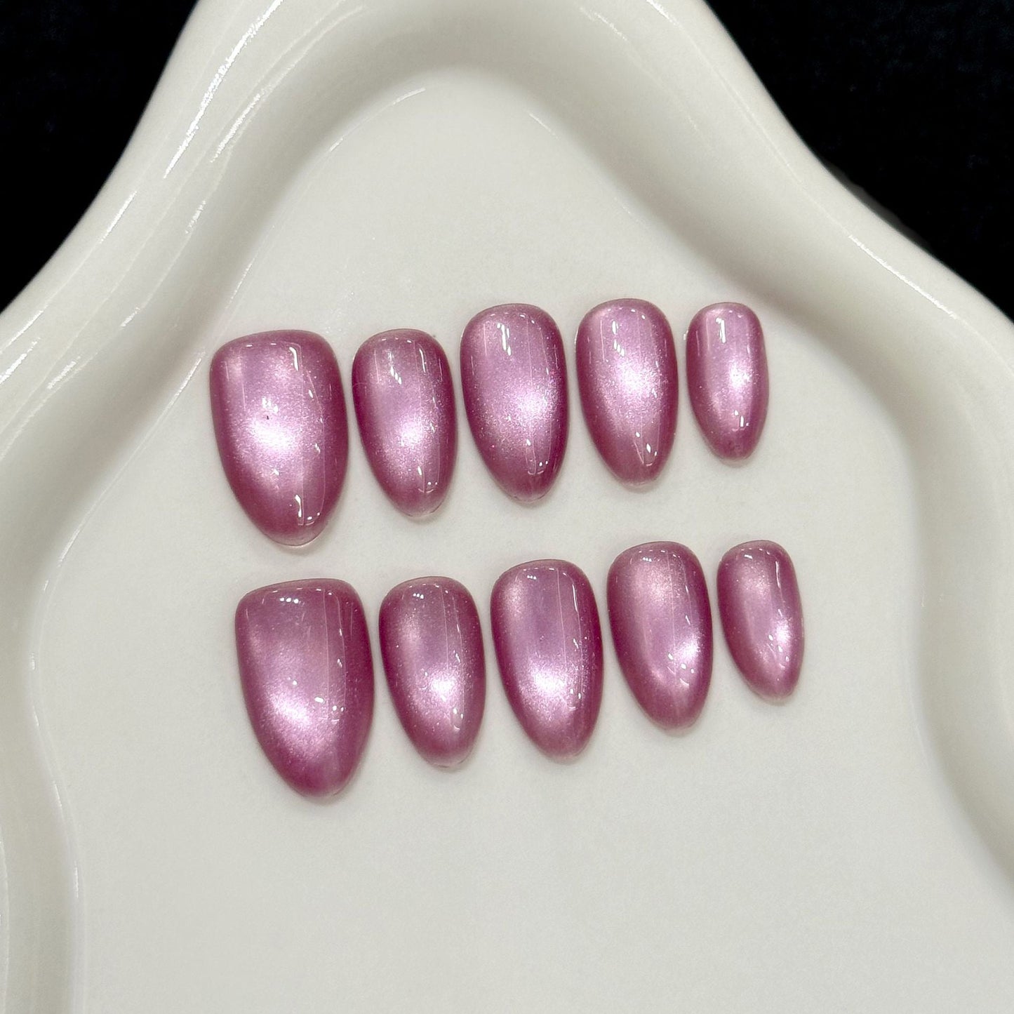 Handcrafted Moonlight Cat-Eye Press-On Nails - Shimmering Jelly Magnetic Gel | Short Almond