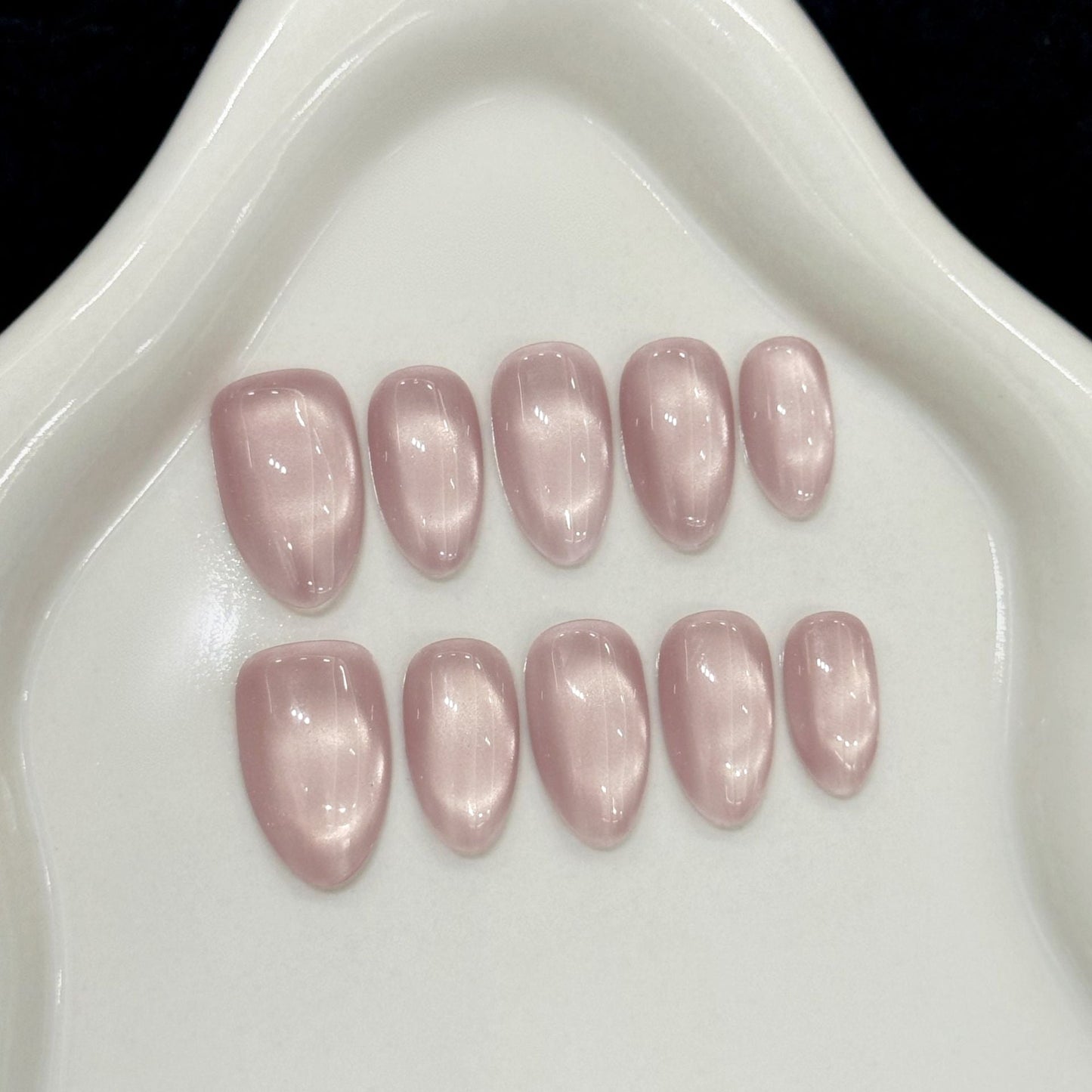 Handcrafted Moonlight Cat-Eye Press-On Nails - Shimmering Jelly Magnetic Gel | Short Almond